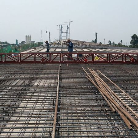 Máy đầm bê tông mặt cầu