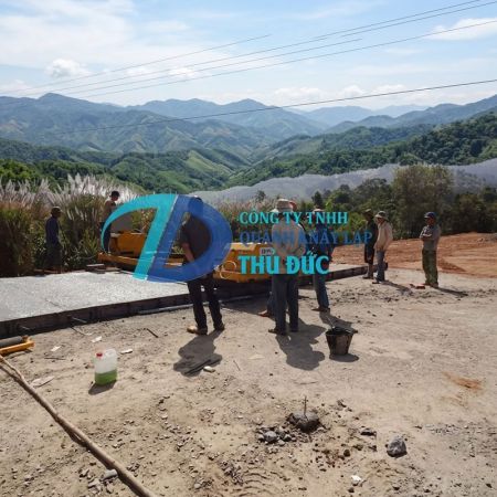 Máy trải bê tông xi măng 3 trục Máy trải bê tông xi măng 3 trục