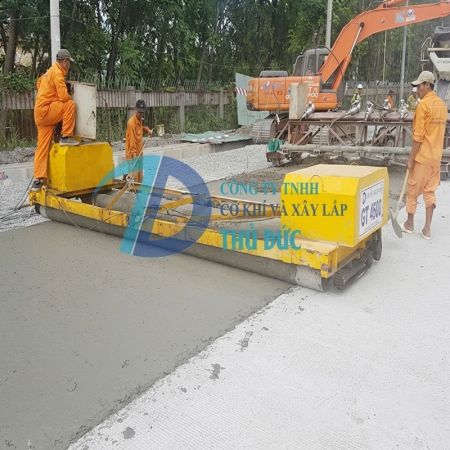 Máy trải bê tông xi măng 3 trục Máy trải bê tông xi măng 3 trục